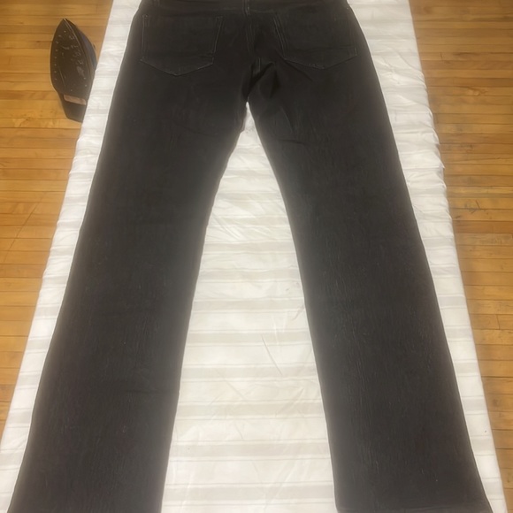 Jeans - Picture 3 of 3